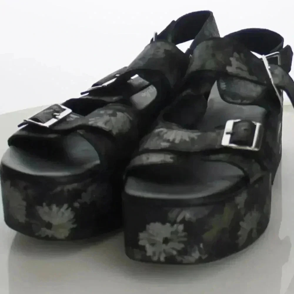 Free People Follow Your Own Path Platform Sandal Floral Black 39 / 8.5 NWOT
